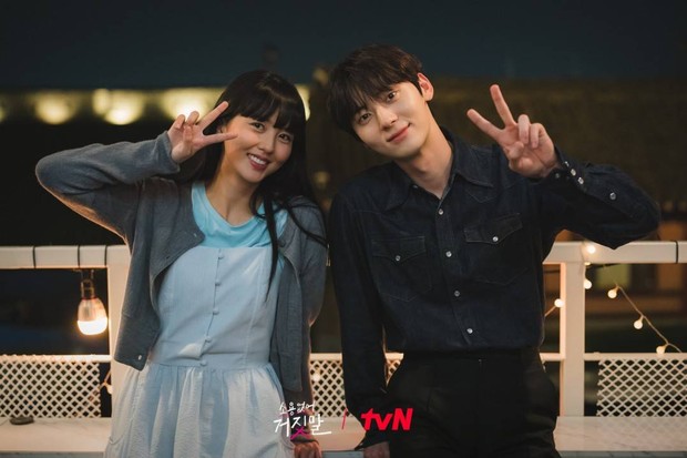 Kim So Hyun dan Hwang Min Hyun di My Lovely Liar/ Foto: instagram.com/tvn_drama Kim So Hyun dan Hwang Min Hyun di My Lovely Liar/ Foto: instagram.com/tvn_drama