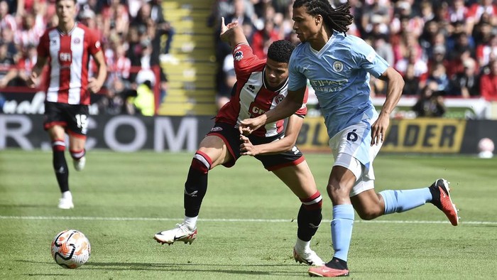 Manchester City Susah Payah Kalahkan Sheffield United Sheffield United vs Manchester City di lanjutan Liga Inggris berjalan sengit. The Citizens susah payah menang 2-1, di mana Erling Haaland sempat gagal penalti. Bermain di Bramall Lane Stadium, Sheffield, Minggu (27/8/2023), City sempat kesulitan melawan tuan rumah.