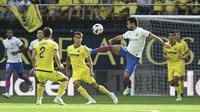 Laga Villarreal vs Barcelona di pekan ketiga LaLiga digelar di Estadio de la Ceramica, Minggu (27/8) malam WIB. Babak pertama sudah berlangsung ketat dengan skor 2-2.  