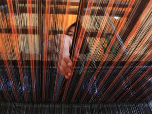 Kain Tenun hingga Anyaman Mejeng di Pameran UMKM Aceh