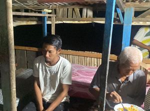 9 Nelayan Awak Kapal Hilang Kontak di Perairan Lais Ditemukan Selamat 9 Nelayan Awak Kapal Hilang Kontak di Perairan Lais Ditemukan Selamat