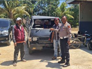 Sopir Rombongan Drumband Kabur Usai Pikap Terguling di Pamekasan Diamankan Sopir Rombongan Drumband Kabur Usai Pikap Terguling di Pamekasan Diamankan