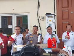 Polda Sumut Gerebek Produsen Oli Palsu di Deli Serdang, 4 Orang Ditangkap
