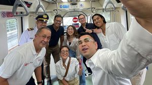 Raffi Ahmad Jajal LRT Jabodebek, Train Attendant-nya Rafi Juga