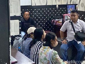 Sempat Damai, Kasus Pria Rekam Nakes Mandi Diusut Polisi Usai Video Tersebar Sempat Damai, Kasus Pria Rekam Nakes Mandi Diusut Polisi Usai Video Tersebar