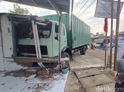 Truk Boks Tabrak Pemotor di Rawalo Banyumas, 1 Pelajar Tewas