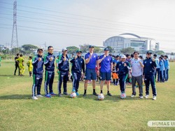 UNESA Buat Akademi Sepak Bola, Kolaborasi dengan Klub Liga Inggris