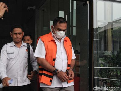 Usai Sidang Daring, Eks Panglima GAM Tertunduk Lesu