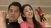 Kemesraan Aaron Kwok dan Moka Fang yang Lebih Muda 21 Tahun