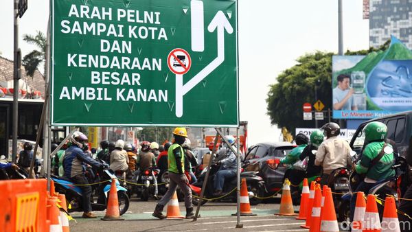 Ada Rekayasa Lalin di Simpang Harmoni Imbas Proyek MRT Fase 2