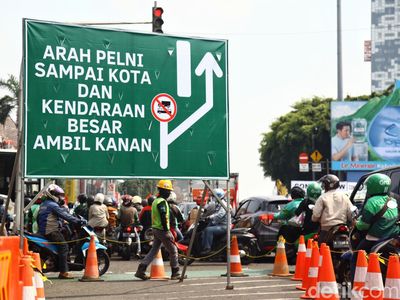 Ada Rekayasa Lalin di Simpang Harmoni Imbas Proyek MRT Fase 2