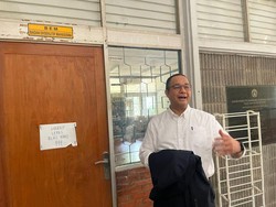 Anies Mampir ke Markas BEM UI Buat Ambil Undangan Debat tapi Kecele