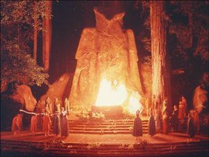 Klub Rahasia Bohemian Grove, Tempat Orang Kaya Mengasingkan Diri