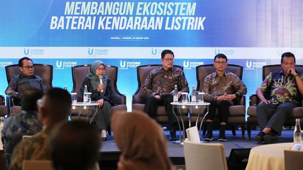 Diskusi Membangun Ekosistem Baterai Kendaraan Listrik