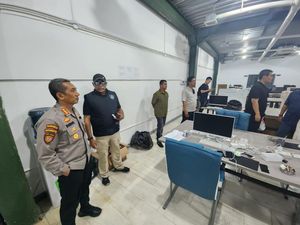 Gandeng Polisi China, Polri Tangkap 88 Pelaku Love Scamming di Batam Gandeng Polisi China, Polri Tangkap 88 Pelaku Love Scamming di Batam