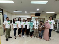 Dokter Rininta Christabella Gelar Bakti Sosial