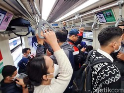 LRT Jabodebek Masih Banyak PR di Hari Pertama Operasi, Kok Bisa Sih?