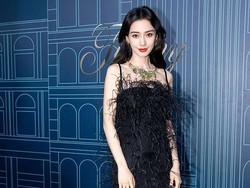 Diduga Nonton Lisa BLACKPINK Menari Seksi, Medsos Artis Cina Ini Dihapus