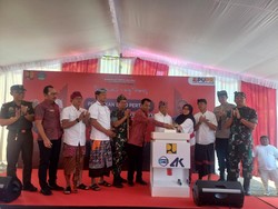 Cegah Migrasi Warga, Koster Akan Sediakan 20 Bus Listrik Denpasar-Buleleng