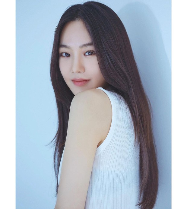 Han Ji Eun diberitakan akan menjadi lawan main Hwang Min Hyun di drama Study Group/Foto: Instagram.com/hanjieun0603 Han Ji Eun diberitakan akan menjadi lawan main Hwang Min Hyun di drama Study Group