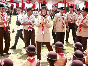 Ipuk Dorong Pramuka Banyuwangi Perkuat Karakter Diri Ipuk Dorong Pramuka Banyuwangi Perkuat Karakter Diri