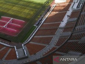 JakPro Mulai Ganti Total Rumput JIS Sesuai Standar FIFA JakPro Mulai Ganti Total Rumput JIS Sesuai Standar FIFA