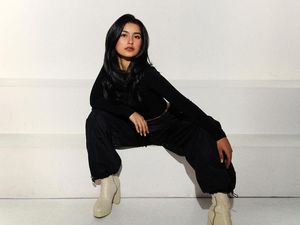 Jihan Sherlyna Jadi Sorotan Usai Nyanyi Bawa Ular, Kini Main Film