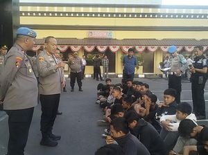 Kronologi Bentrokan Antarsuporter PSM Makassar hingga 28 Orang Ditangkap Kronologi Bentrokan Antarsuporter PSM Makassar hingga 28 Orang Ditangkap