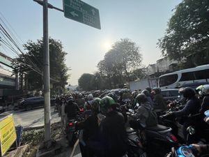 Jalan Suryopranoto Arah Harmoni Jakpus Macet Parah Imbas Proyek MRT Fase 2