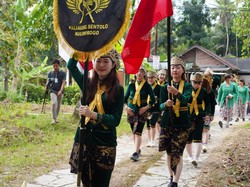 Nani! Puluhan Orang Jepang Kirab Budaya di Kulon Progo, Kok Bisa?