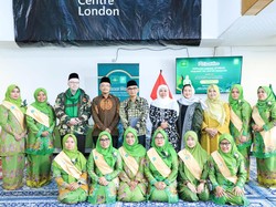 Lantik Pengurus Muslimat Cabang Inggris, Ini Pesan Khusus Khofifah