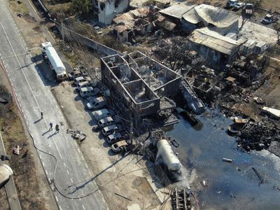 Penampakan Sisa-sisa Ledakan Stasiun LPG di Rumania