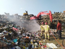 Cara Pemkot Tasikmalaya Cegah Kebakaran di TPSA