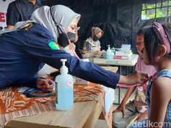 4 Warga Terdampak Asap TPA Sarimukti Harus Dirujuk ke RS