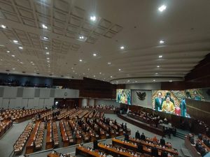 Rapur DPR RI Tetapkan 42 RUU Masuk Prolegnas Prioritas 2023, Ini Daftarnya Rapur DPR RI Tetapkan 42 RUU Masuk Prolegnas Prioritas 2023, Ini Daftarnya