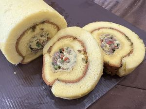 Resep Bolu Gulung Martabak Asin, Gurih Unik yang Cocok Buat Ide Jualan