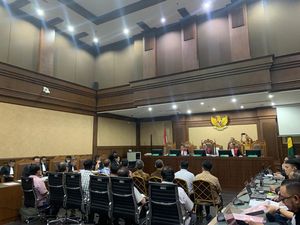 Hakim ke Saksi Kasus BTS: Nggak Usah Muter-muter, Saya Mainnya Tajam! Hakim ke Saksi Kasus BTS: Nggak Usah Muter-muter, Saya Mainnya Tajam!