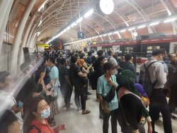 Evaluasi LRT Jabodebek: Pengoperasian Bermasalah, Menhub Minta Maaf