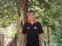 Akses ke Bukit Suru yang Kini Tersisa 2 KK Penghuni: Jalan Kaki 30 Menit