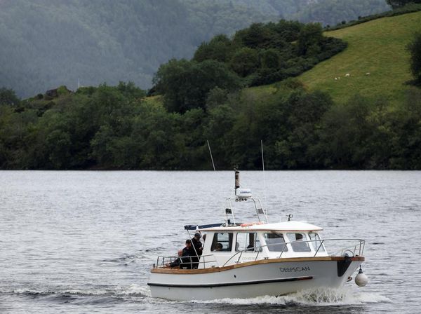 Berburu Monster Mistis Loch Ness di Skotlandia