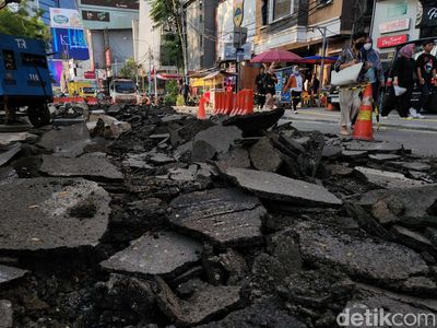 Bikin Pejalan Kaki Nyaman, Trotoar Jalan Blora Dilebarkan