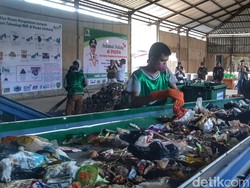 Pemkab Bandung Gunakan Mesin RDF untuk Olah Sampah