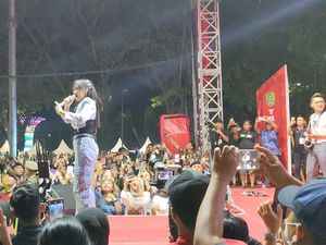 Konser Happy Asmara di Hari Jadi Trenggalek Ricuh