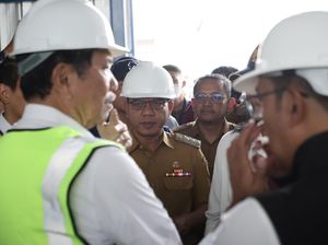 Usai Kunjungi TPST Oxbow Bandung, Luhut Mau Terapkan Sistem RDF di Desa Usai Kunjungi TPST Oxbow Bandung, Luhut Mau Terapkan Sistem RDF di Desa