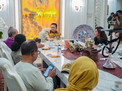 Bamsoet Dukung Grup Lawak Srimulat Tampil di Acara SriNEWlat