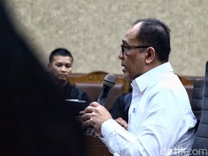 5 Hal di Dakwaan Rafael Alun: Tas Mewah KW hingga Rubicon Mario Dandy 5 Hal di Dakwaan Rafael Alun: Tas Mewah KW hingga Rubicon Mario Dandy