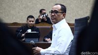 Ekspresi Rafael Alun Didakwa Terima Gratifikasi Rp 16,6 Miliar