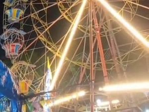 Rantai Bianglala Putus di Pasar Malam Pamekasan, Ini 4 Hal yang Diketahui Rantai Bianglala Putus di Pasar Malam Pamekasan, Ini 4 Hal yang Diketahui