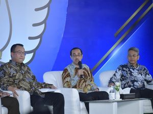 Tak Lagi Wajib Skripsi, Rektor PENS: Mahasiswa Vokasi Fokus ke Dunia Usaha dan Industri Tak Lagi Wajib Skripsi, Rektor PENS: Mahasiswa Vokasi Fokus ke Dunia Usaha dan Industri