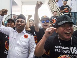 Relawan Jokowi Bentuk GP 08, Dukung Prabowo Capres 2024 Relawan Jokowi Bentuk GP 08, Dukung Prabowo Capres 2024